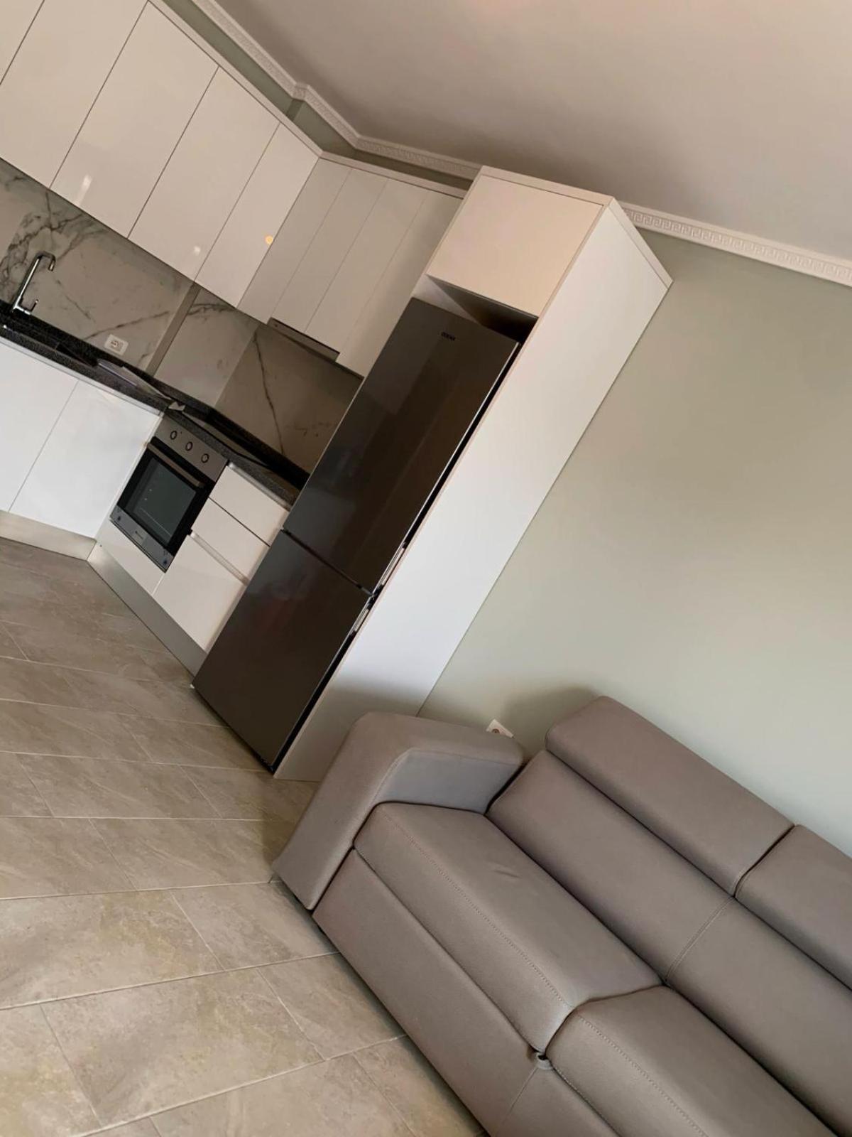Armando Apartmán *