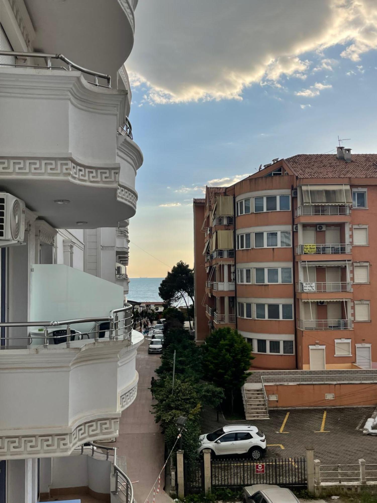 Armando Apartmán *